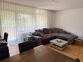 Wohn-/Esszimmer - 