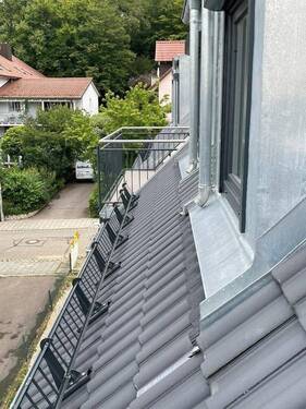 Blick-Balkon_auf_Dachterasse - 