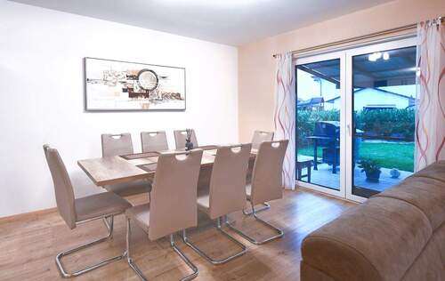 mit dem Essbereich - 