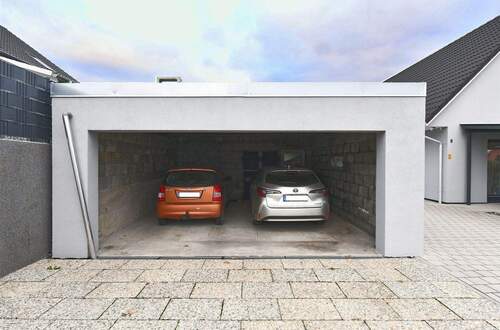 die große Doppelgarage - 