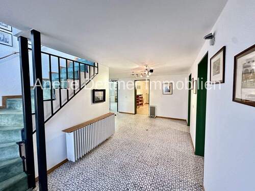 21 Keller Flur - 