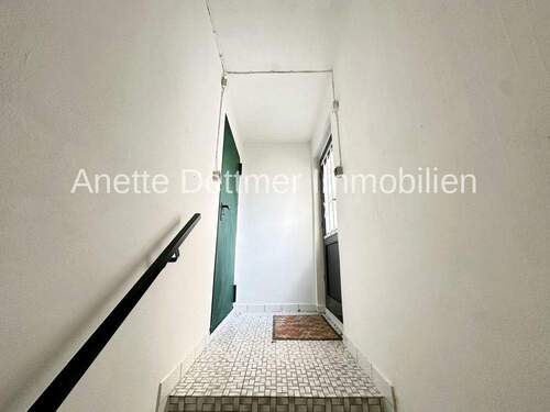 25 Keller Zugang Garage und Garten - 