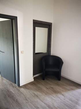 Eingangsbereich - Bild 2.jpg - 2 Zimmer Etagenwohnung in Beckingen