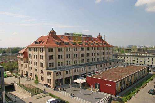 Hausansicht - Attraktive Bürofläche im außergewöhnlichen Ambiente