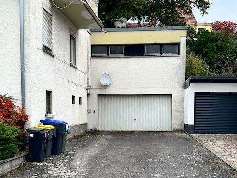 Doppelgarage - 6 Zimmer Mehrfamilienhaus, Wohnhaus in Saarbrücken
