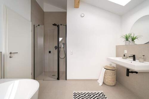Bad en suite mit Rainshower - 