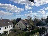 Wunderschöner Blick - Schöne Dachgeschosswohnung mit Blick in Dotzheim