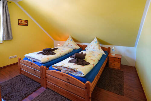 Fewo 1: Schlafzimmer 1 - 