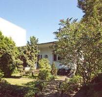 EFHBungalow. Bln-Spandau. Bezugsfrei. Ruhig. Grün. Sonnengrundstück. Barrierefreiheit ist machbar - Berlin