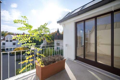 Ruhe über den Dächern - 3 Zimmer Etagenwohnung zum Kaufen in München