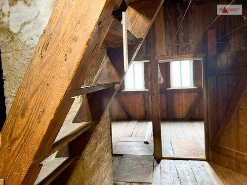 Dachgeschoss/Spitzboden - 