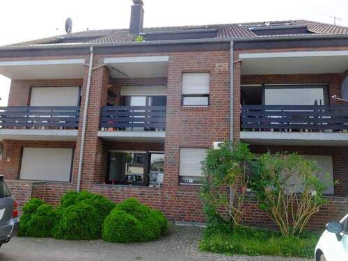 Gartenansicht - #Geräumiges Zweiraumappartement im Erdgeschoß mit Balkon & Garage