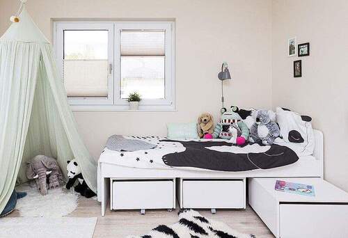 Beispiel Kinderzimmer - mit Platz zum Spielen - 