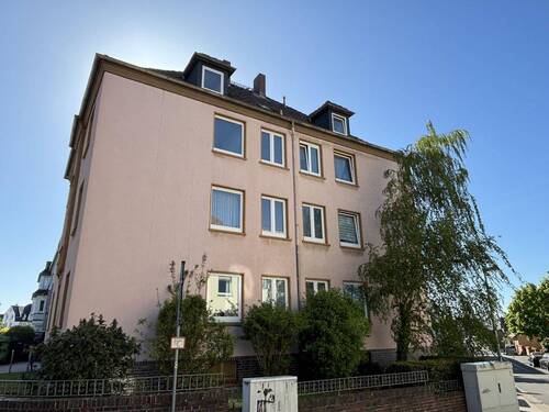 Giebelseite - 2 Zimmer Etagenwohnung zum Kaufen in Seelze