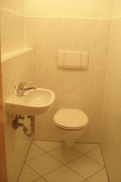 WC.JPG - 