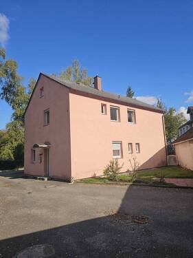 Innenhofansicht - 8 Zimmer Mehrfamilienhaus, Wohnhaus in Waldkraiburg