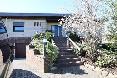 Großzügiger Bungalow in begehrter Lage - 