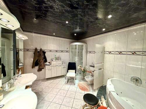 EG Badezimmer 1 - 