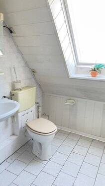 Bad im Dachgeschoss - 
