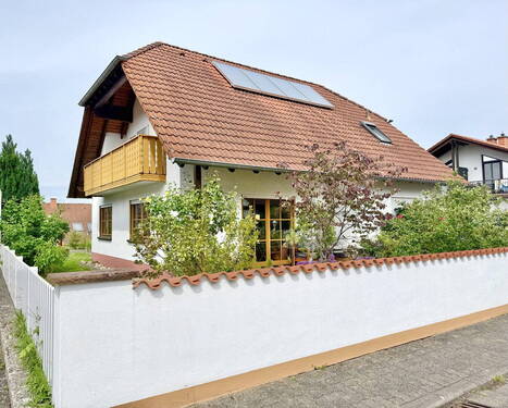 Straßenansicht - 4 Zimmer Einfamilienhaus zum Kaufen in Bad Bergzabern