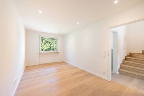 Zimmer 2 - 