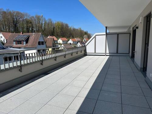 Dachterrasse - Moderne 4,5-Zimmer-Wohnung im Neubau - Stadtnah, nachhaltig und attraktiv
