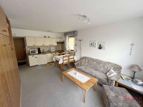 Wohnzimmer 2 - 2 Zimmer Etagenwohnung zum Kaufen in Sankt Englmar