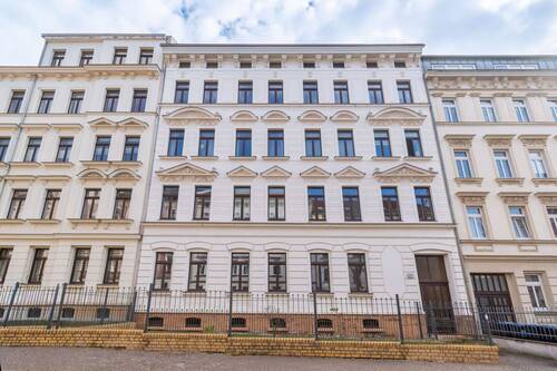 Gebäudeansicht - 3 Zimmer Etagenwohnung zum Kaufen in Leipzig