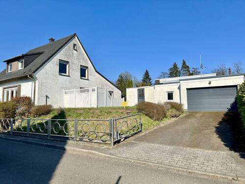 Vorderseite - Einfamilienhaus mit 119,00 m&sup2; in Haan zum Kaufen