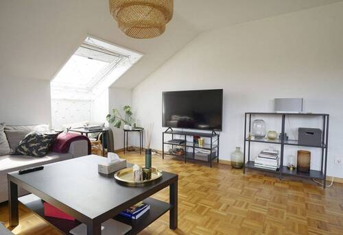 Wohnbereich - 2 Zimmer Etagenwohnung in Stuttgart-Büsnau