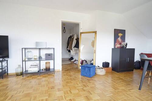 Wohn-Essbereich - Etagenwohnung mit 65,00 m&sup2; in Stuttgart-Büsnau zur Miete