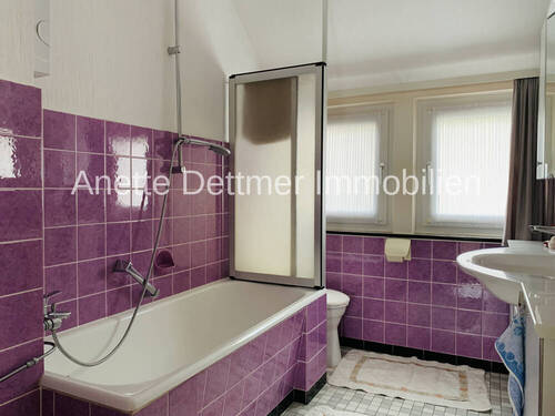 Bad mit Wanne im DG - 