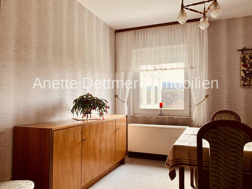 Kind im EG - 