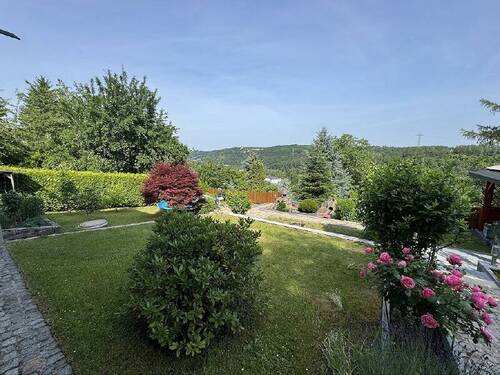 Gartengrundstück - Ihr neues Zuhause mit atemberaubendem Ausblick & wunderschönem Grundstück!