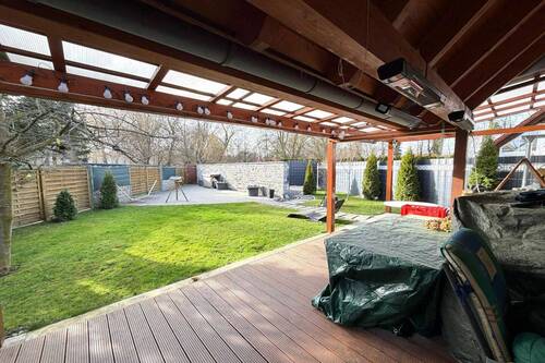 überdachte Außenterrasse - 