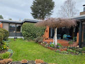 Ansicht Garten - Lichtdurchfluteter Atrium-Bungalow, in Göttingen-Weende zum Verkauf!