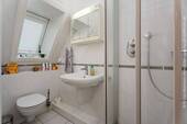 Badezimmer Vorderhaus - 