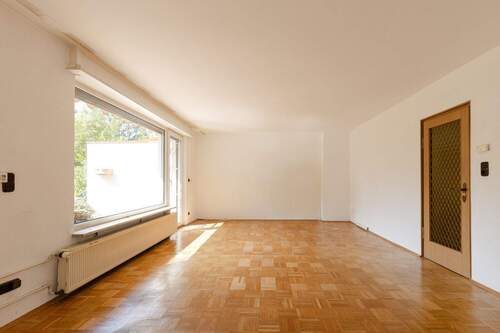 Wohn-/ Essbereich Ansicht II - Reihenendhaus mit 103,30 m² in Frankfurt am Main zum Kaufen