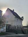 Hausansicht Vorderseite - 5 Zimmer Einfamilienhaus zum Kaufen in Wendelstein
