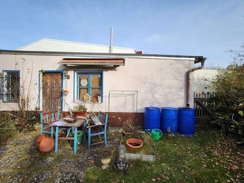 Garage - 