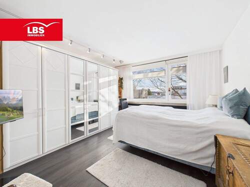 Schlafzimmer - 3 Zimmer Etagenwohnung in Bonn