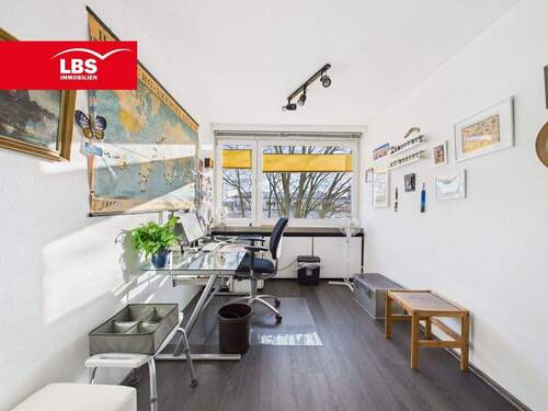 Büro / Kinderzimmer - 