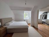 Virtuell möbilierte Darstellung - Schlafzimmer - 