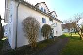 Hauseingang - 3 Zimmer Etagenwohnung in Wolpertswende