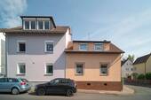 Straßenansicht - 5 Zimmer Einfamilienhaus zum Kaufen in Frankfurt am Main