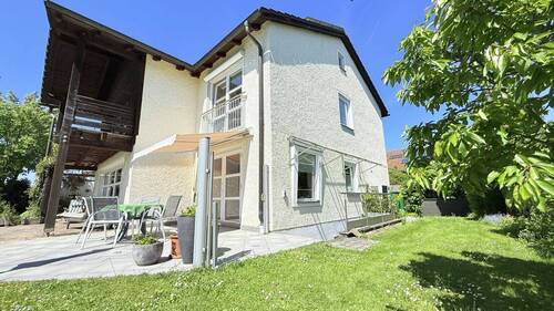 seitliche Hausansicht - 6 Zimmer Einfamilienhaus in Neuötting