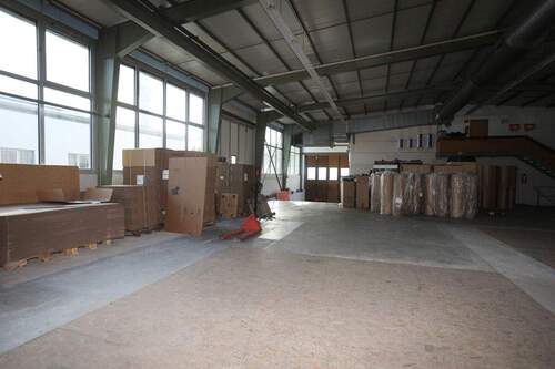 Halle - Lagerhalle in Bönnigheim - 2.200,00&nbsp;EUR Kaltmiete,