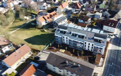 Luftbild Ansicht Schlittenberg - 2 Zimmer Etagenwohnung zur Miete in Markt Schwaben