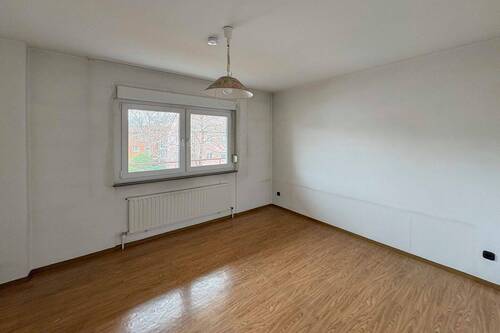 Schlafzimmer_1 - Einfamilienhaus in Bayreuth zum Kaufen