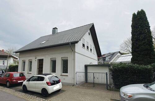 Badezimmer EG-WHG - In bevorzugter Wohnlage - Zweifamilienhaus am Glacis